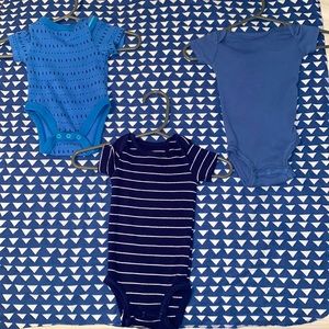 Onesie, still in good condition. For newborns